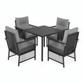 Conjunto de jardim com mesa quadrada 90 x 90 x 75 cm e 4 cadeiras em aço preto com cordão PE e almofadas cinzentas